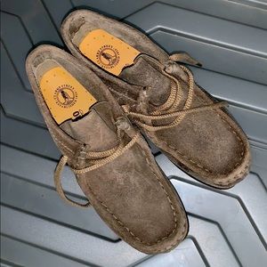 BNWOB Clarks Kids Wallabees